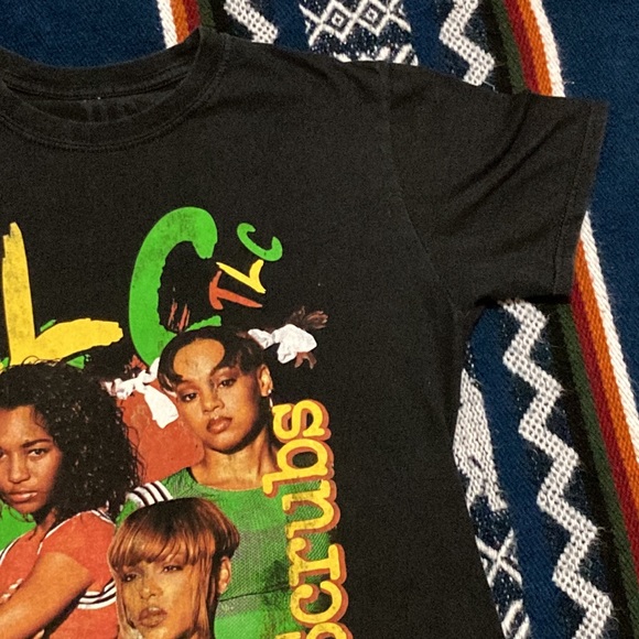 No Scrubs TLC Tee - Picture 5 of 13